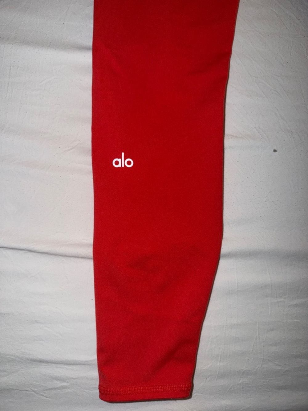 ALO Yoga Women's High-Waist Red Leggings - Picture 4 of 6